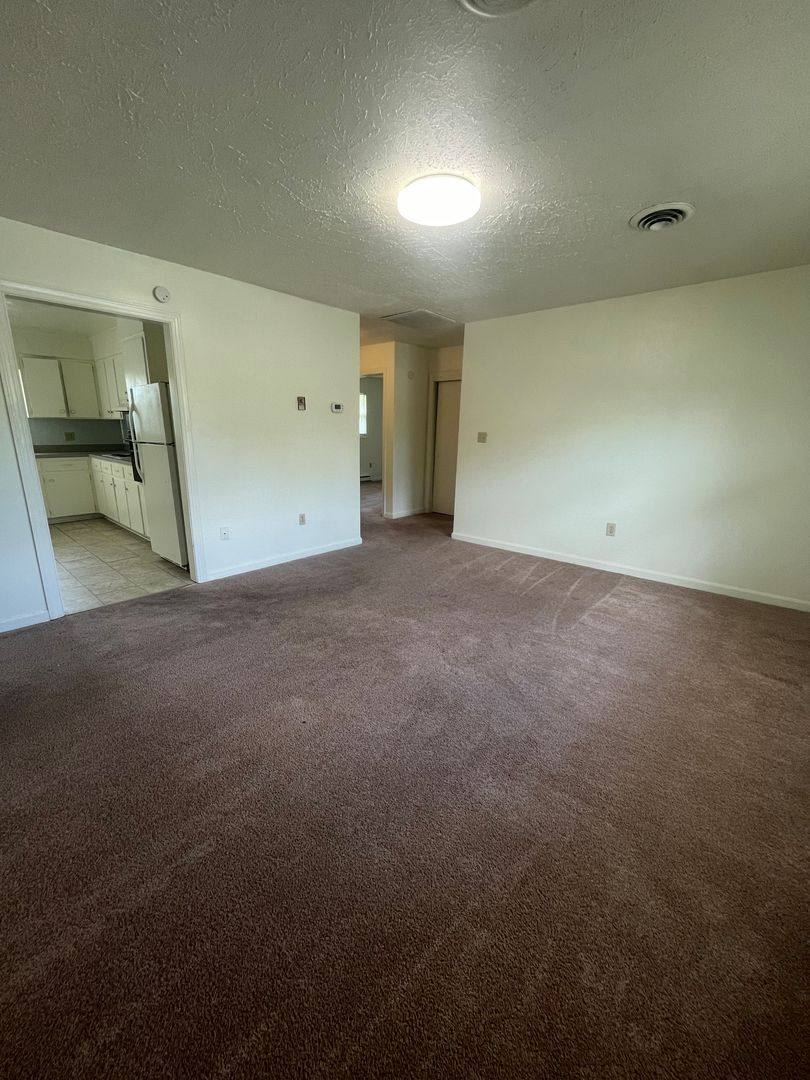Apartment for rent at 207 Broce Dr, Blacksburg, VA 24060