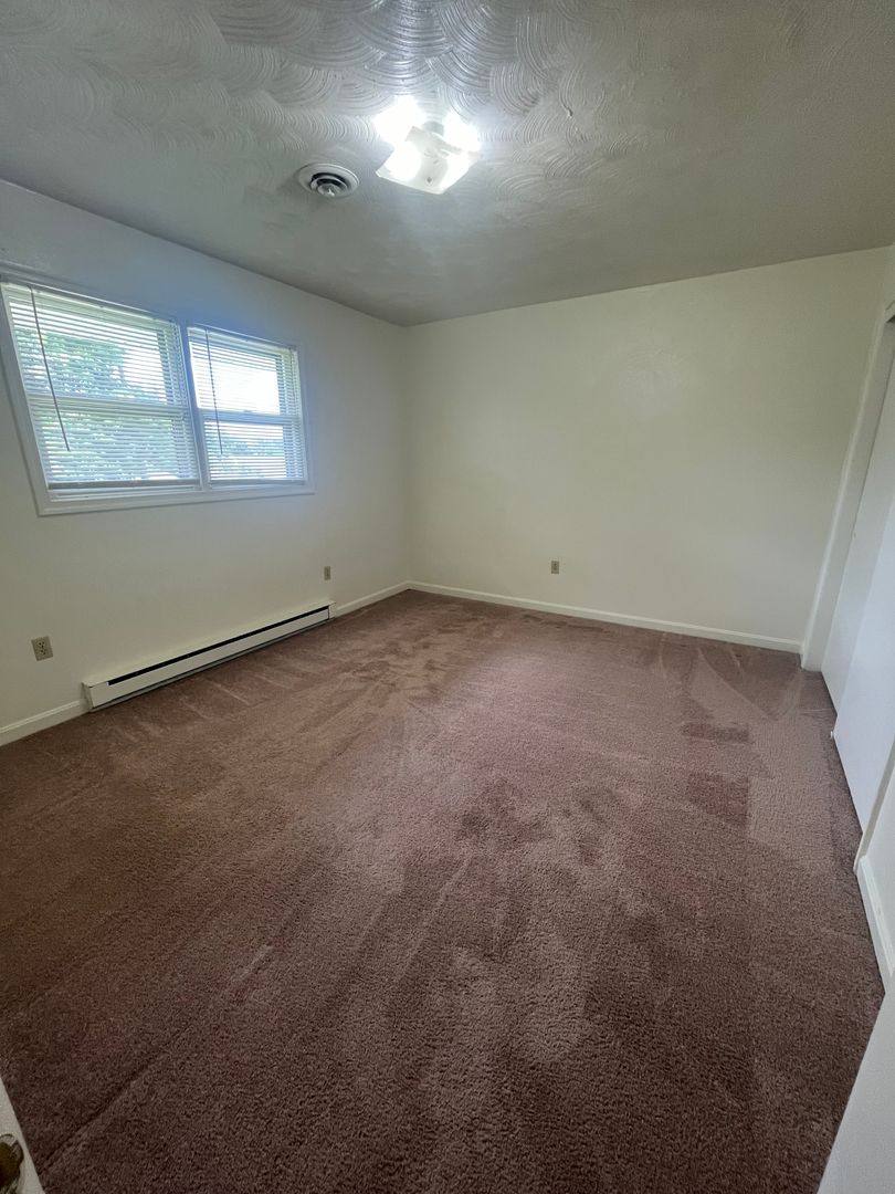 Apartment for rent at 207 Broce Dr, Blacksburg, VA 24060