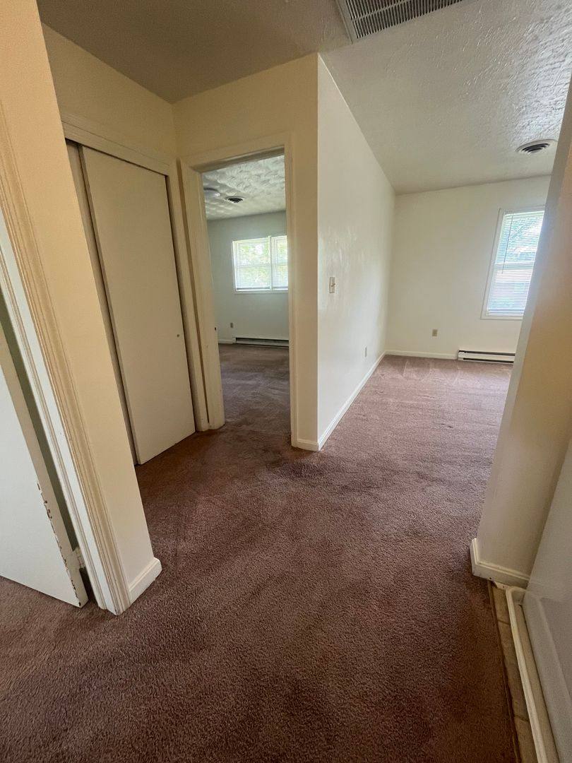 Apartment for rent at 207 Broce Dr, Blacksburg, VA 24060