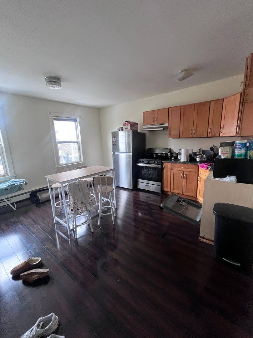House for rent at 1582 Tremont St #4, Roxbury Crossing, MA 02120