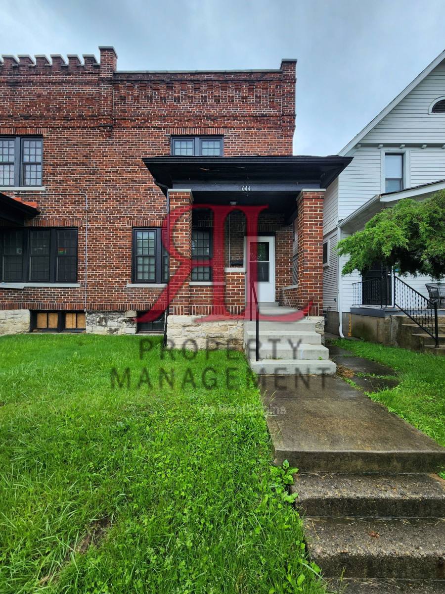 Apartment for rent at 644 S Champion Ave, Columbus, OH 43205