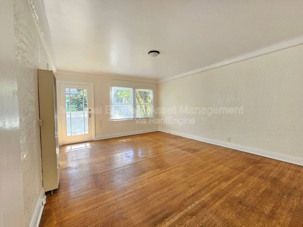 Apartment for rent at 807 Oro Terrace, San Pedro, CA 90731