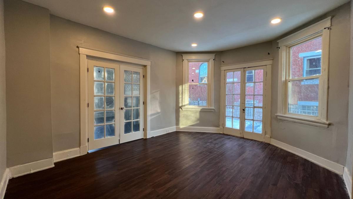 Apartment for rent at 3461 Vine St #1, Cincinnati, OH 45220
