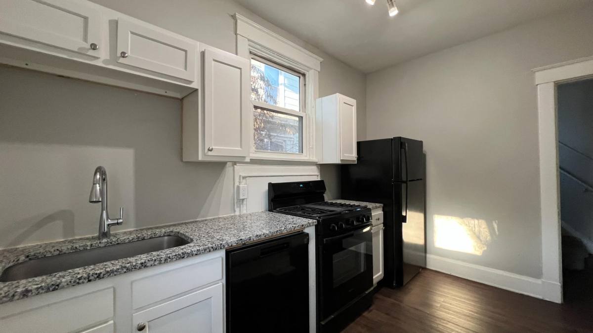 Apartment for rent at 3461 Vine St #1, Cincinnati, OH 45220