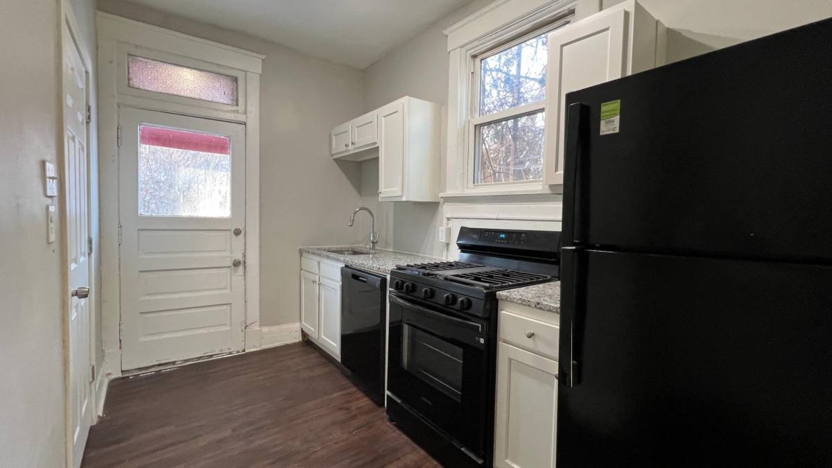 Apartment for rent at 3461 Vine St #1, Cincinnati, OH 45220