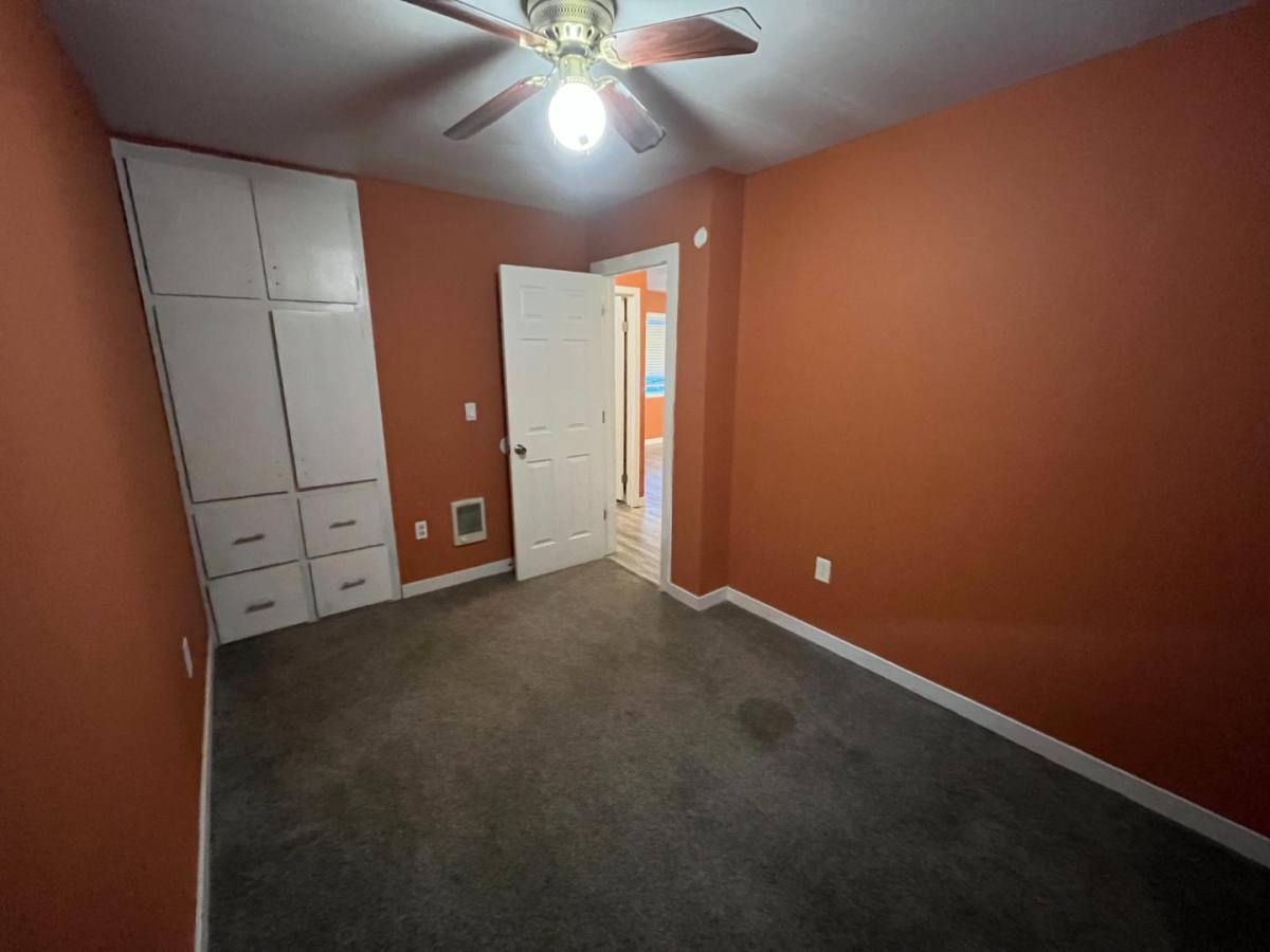 Apartment for rent at 1106 Emerson Dr #9, The Dalles, OR 97058