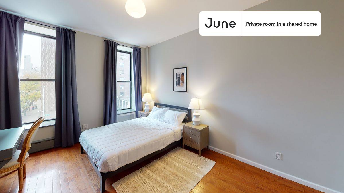 Apartment for rent at 301 E 104th St, New York, NY 10029
