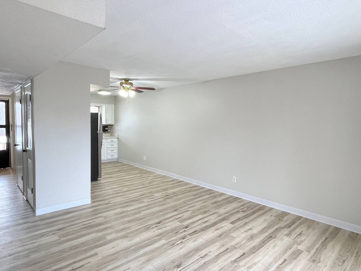 Apartment for rent at 1600 NW Pine Rd, Ankeny, IA 50023