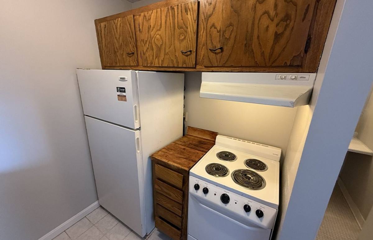 Apartment for rent at 2065 Clifton Ave, Cincinnati, OH 45219