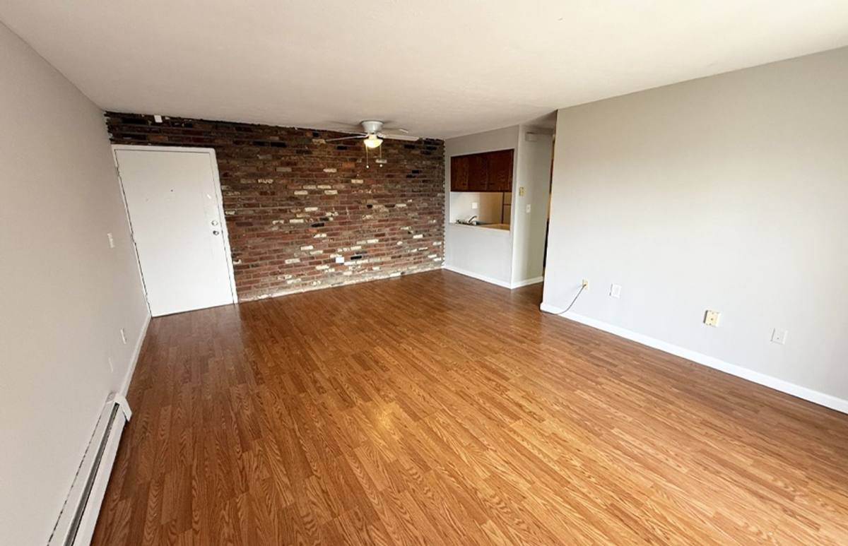 Apartment for rent at 2065 Clifton Ave, Cincinnati, OH 45219