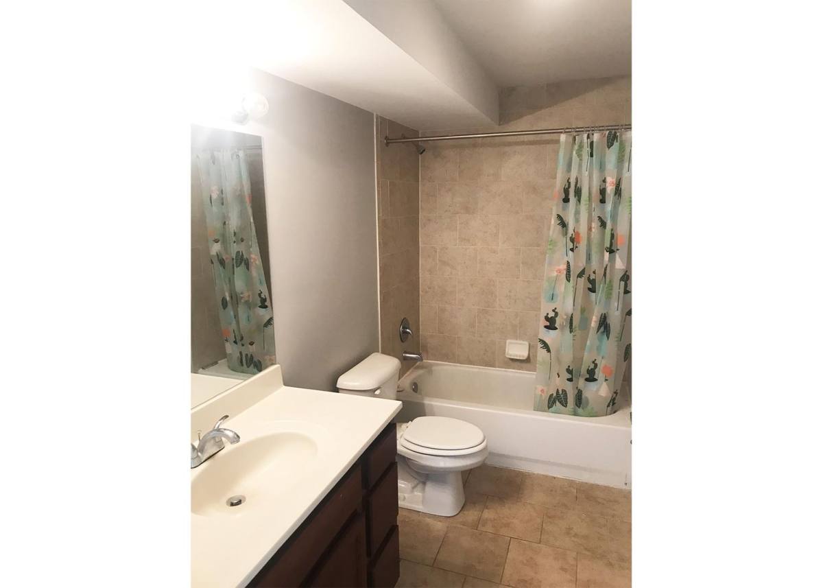 Apartment for rent at 525 Lowell Ave, Cincinnati, OH 45220