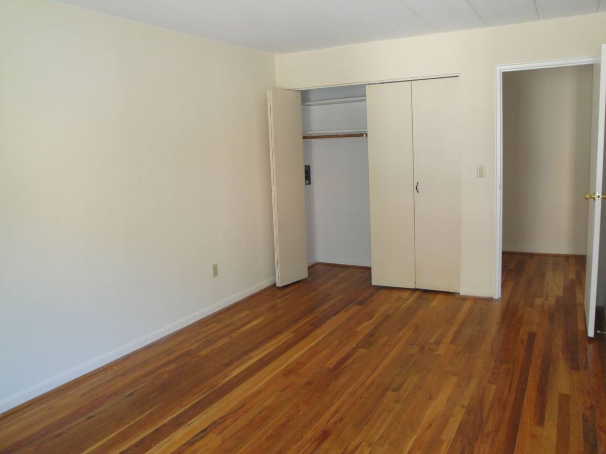 Apartment for rent at 539 Lowell Ave, Cincinnati, OH 45220