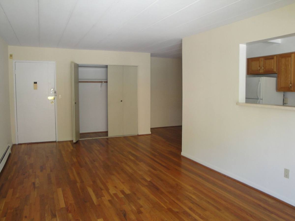Apartment for rent at 539 Lowell Ave, Cincinnati, OH 45220