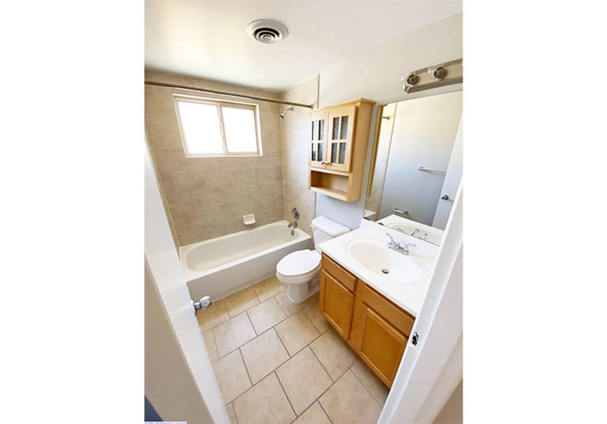 Apartment for rent at 551 Lowell Ave, Cincinnati, OH 45220