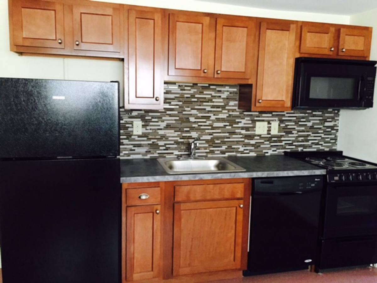 Apartment for rent at 558 Lowell Ave, Cincinnati, OH 45220