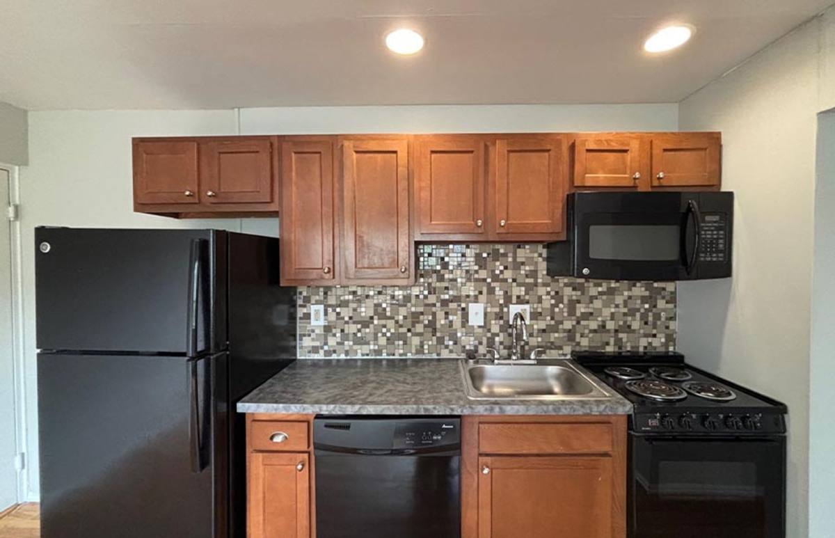 Apartment for rent at 558 Lowell Ave, Cincinnati, OH 45220