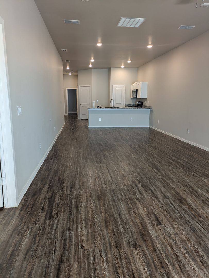 Apartment for rent at 2101 Langford Ave, Lubbock, TX 79407