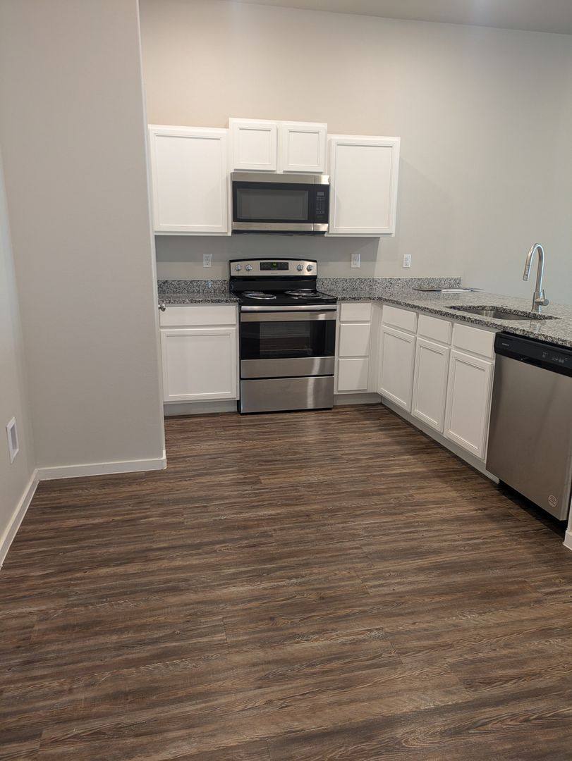 Apartment for rent at 2101 Langford Ave, Lubbock, TX 79407