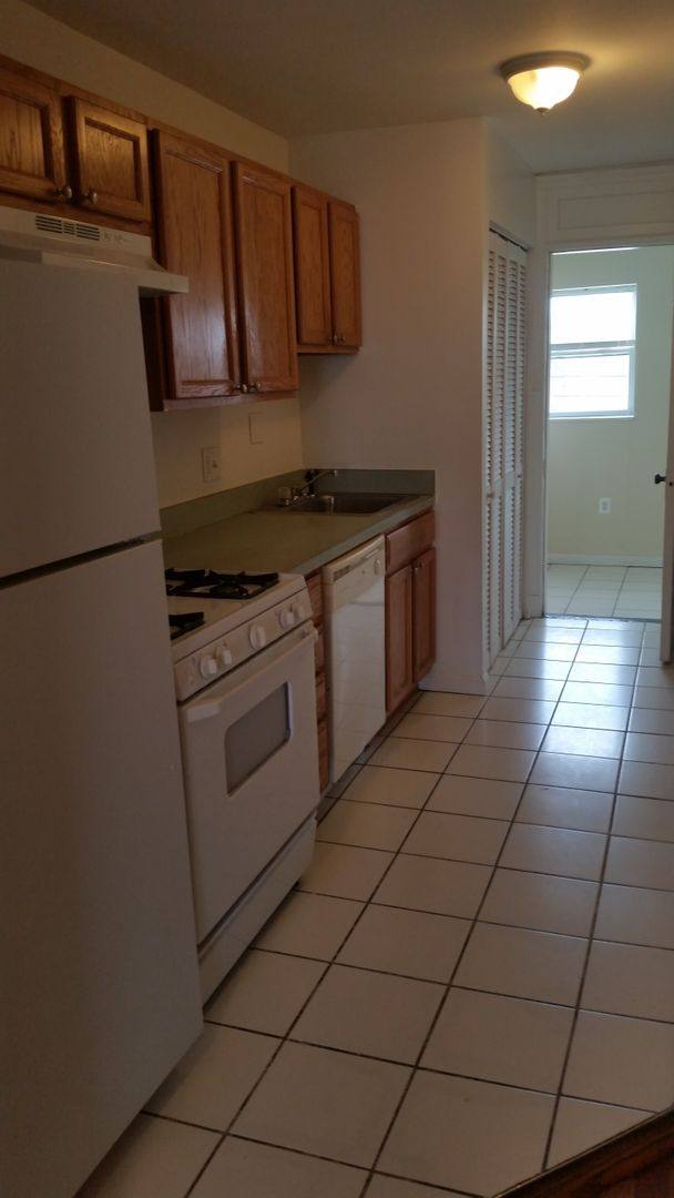 Apartment for rent at 1101 - 1113 19th St NE, Washington, DC 20002