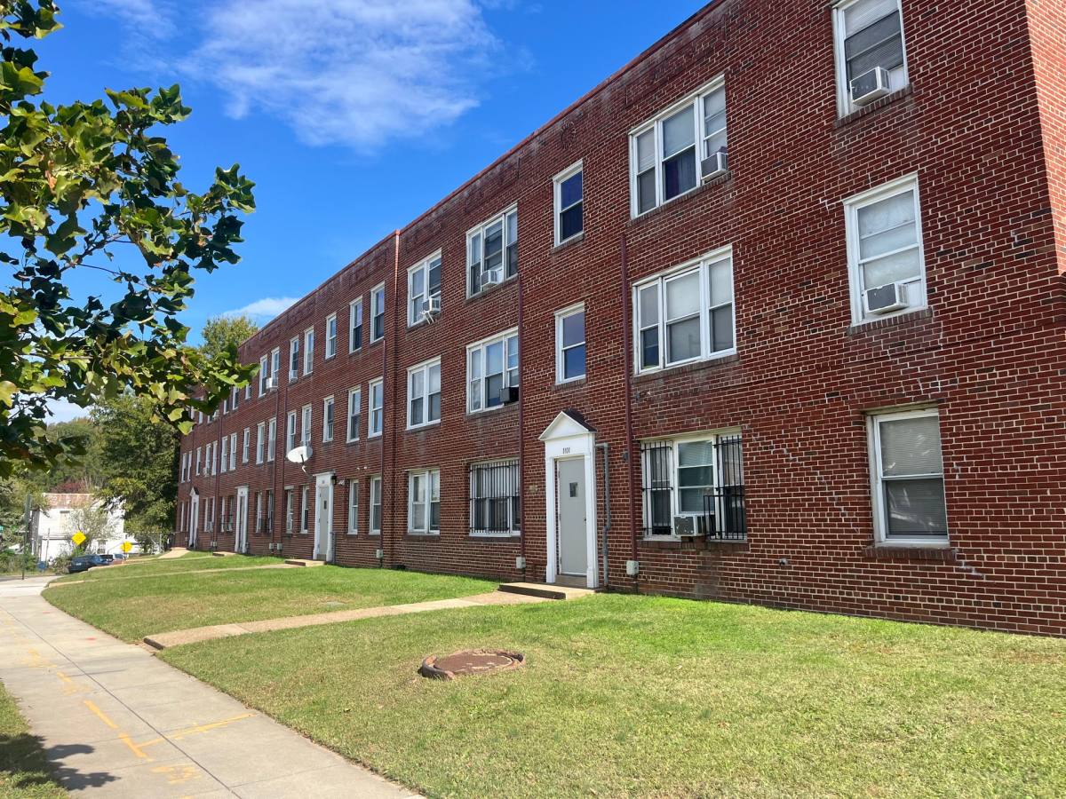 Apartment for rent at 1101 - 1113 19th St NE, Washington, DC 20002