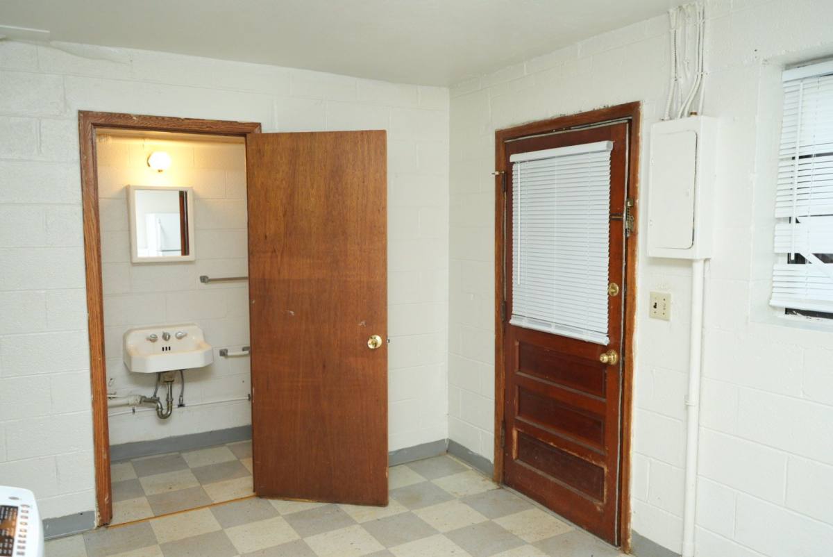 Apartment for rent at 1883 University Circle, Charlottesville, VA 22903