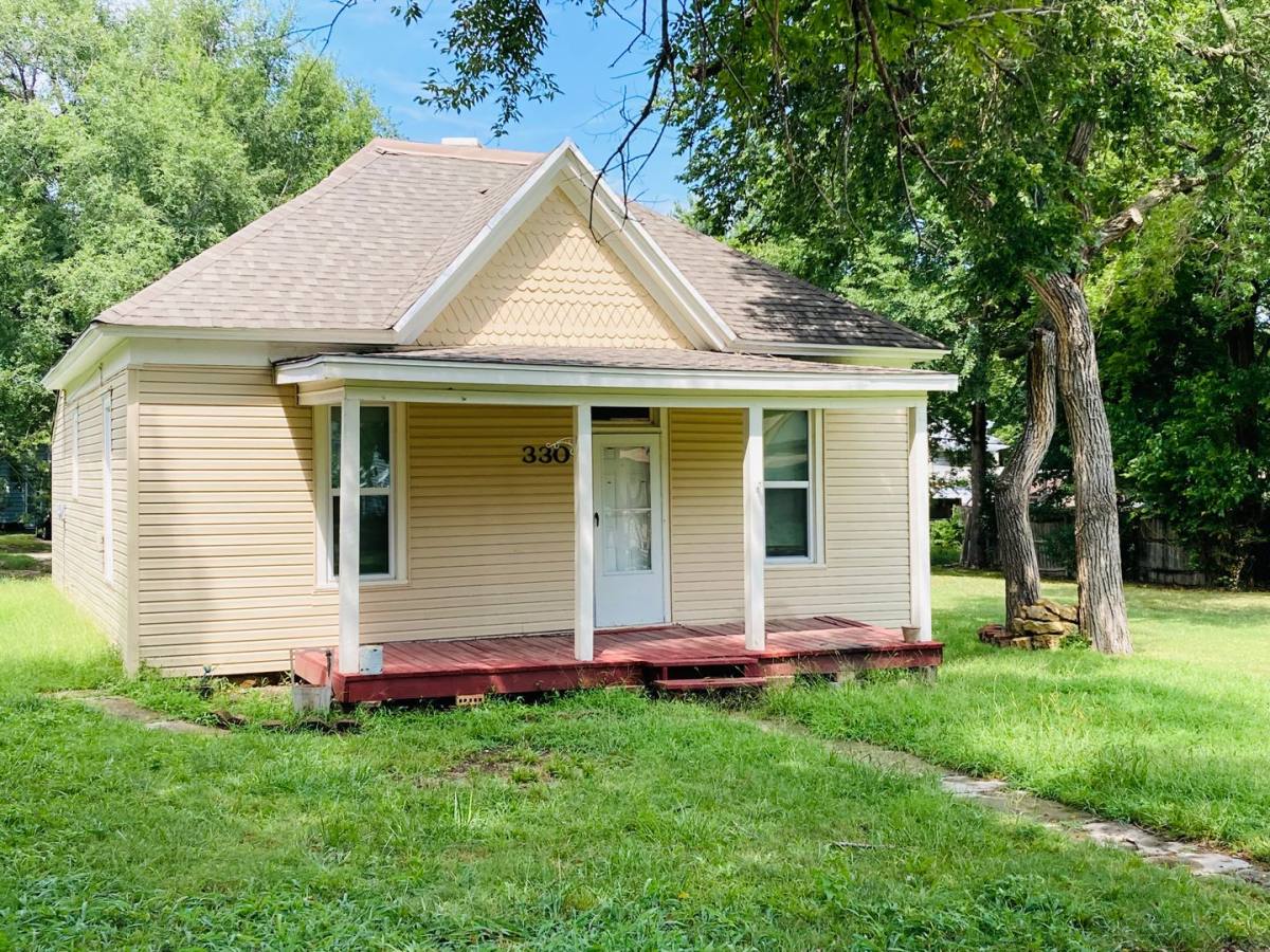 House for rent at 330 W 1st, Junction City, KS 66441