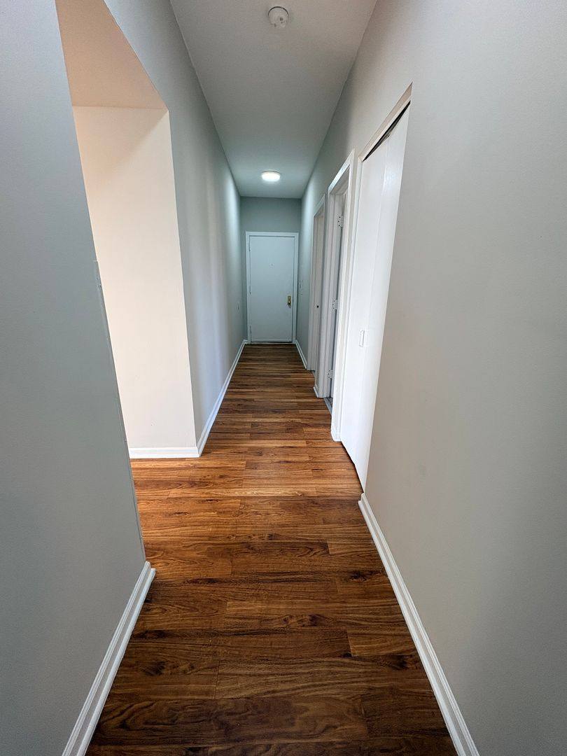 Apartment for rent at 5000 W Madison St, Chicago, IL 60644
