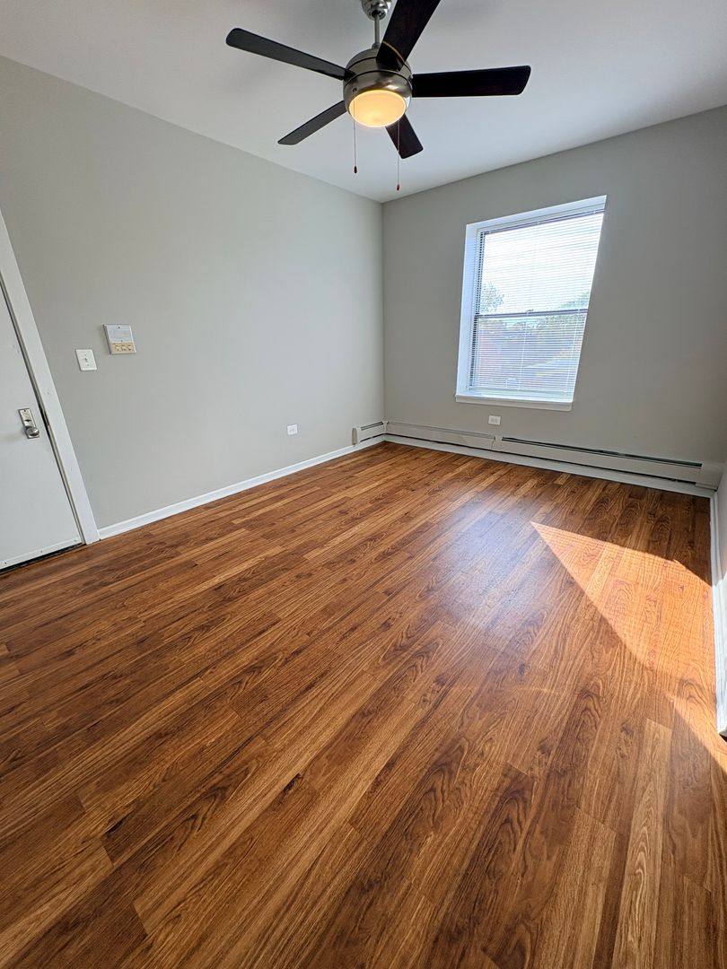 Apartment for rent at 5000 W Madison St, Chicago, IL 60644