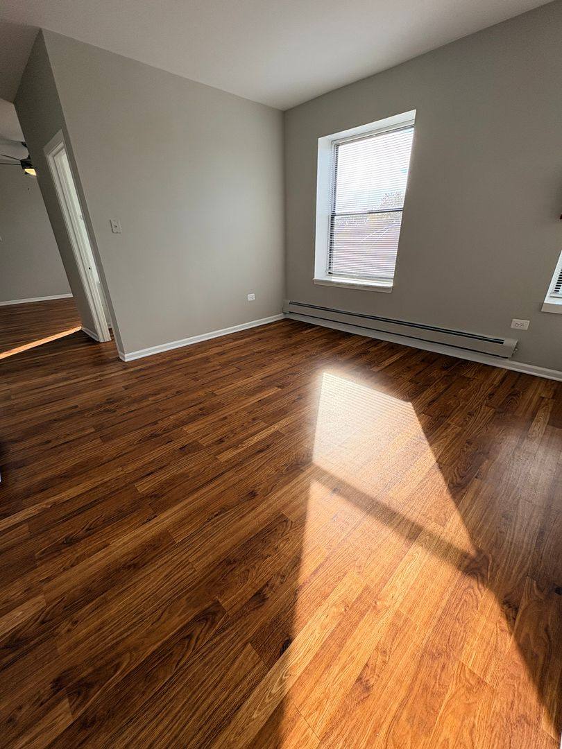 Apartment for rent at 5000 W Madison St, Chicago, IL 60644
