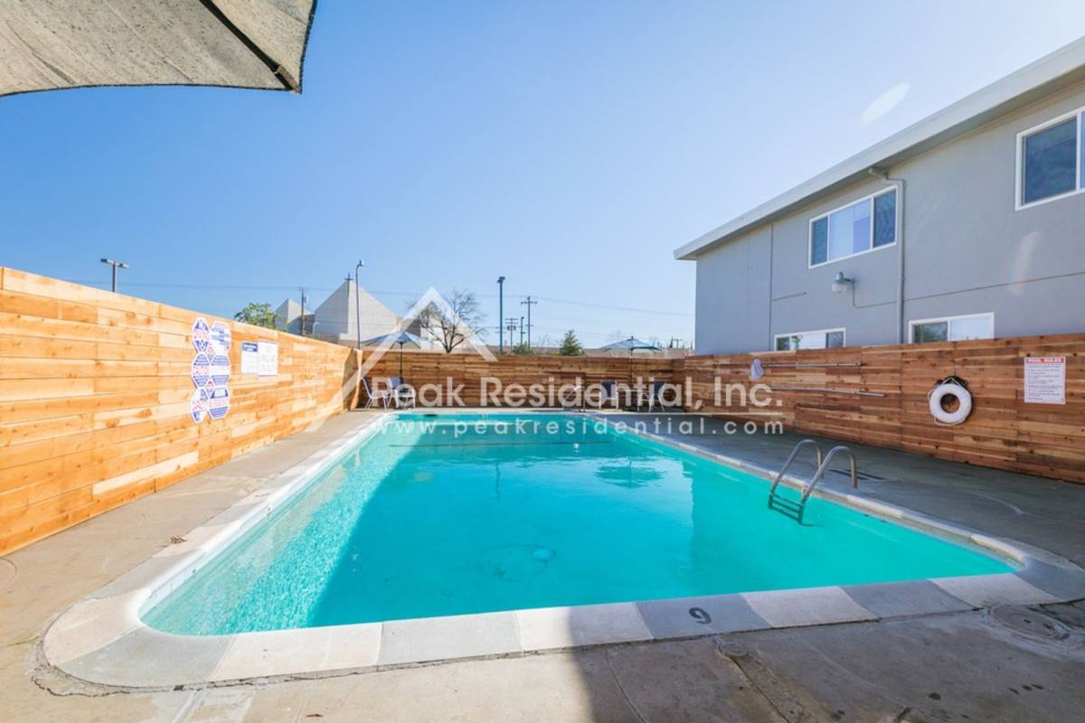 Apartment for rent at 3833 Marconi Ave, Sacramento, CA 95821