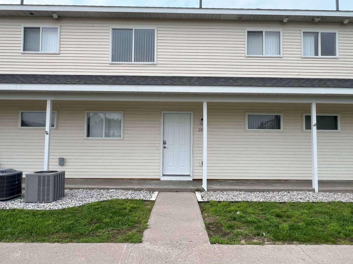 Apartment for rent at 2906 -2948 Feiger Lane, Traverse City, MI 49684