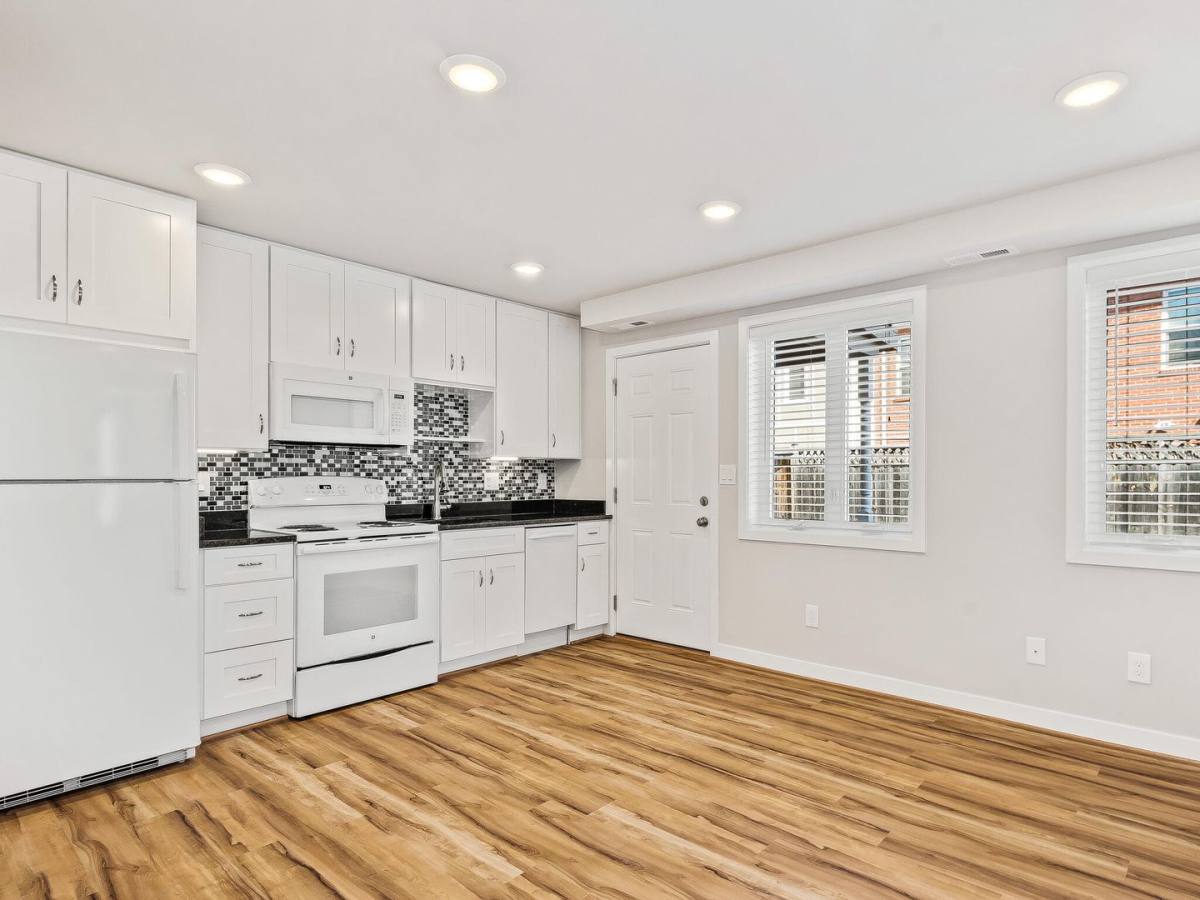 Condo for rent at 535 16th St NE, Washington, DC 20002