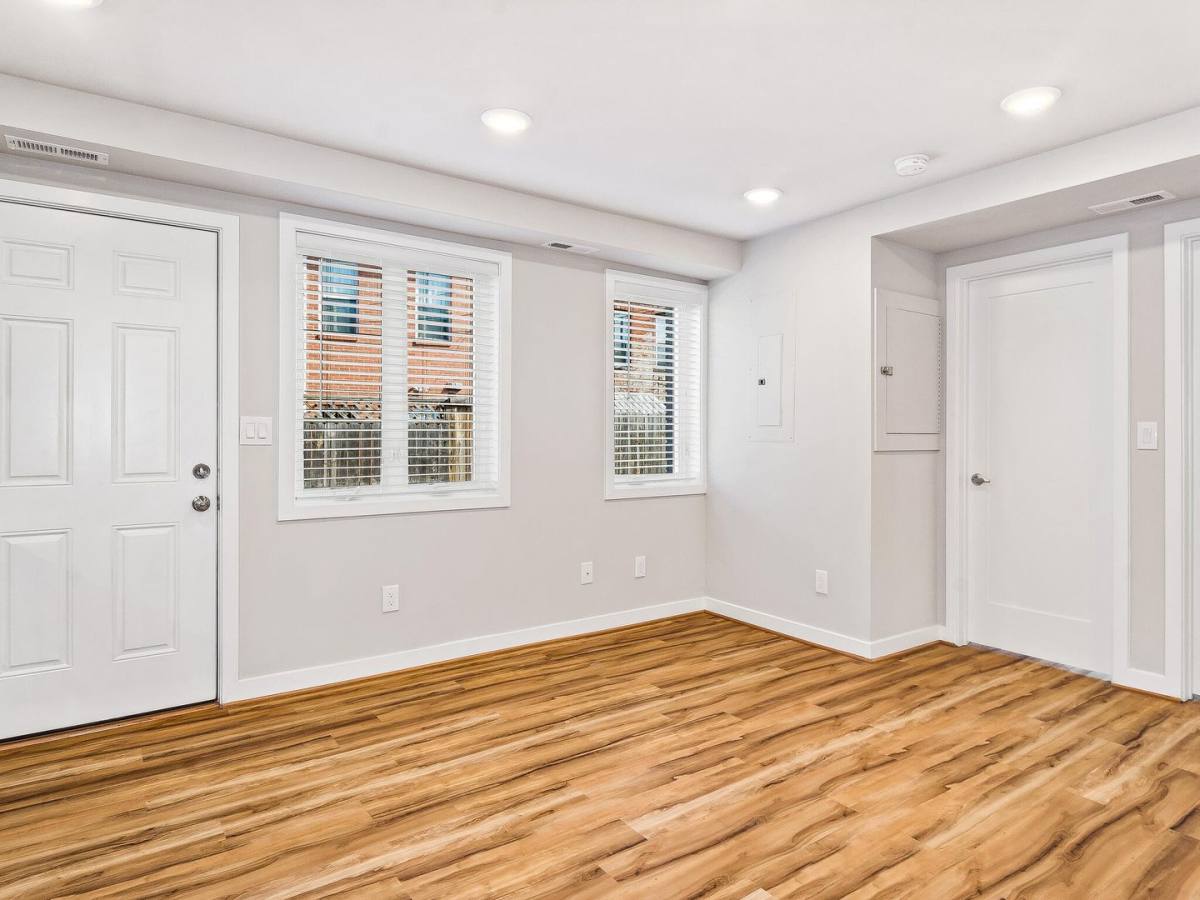 Condo for rent at 535 16th St NE, Washington, DC 20002