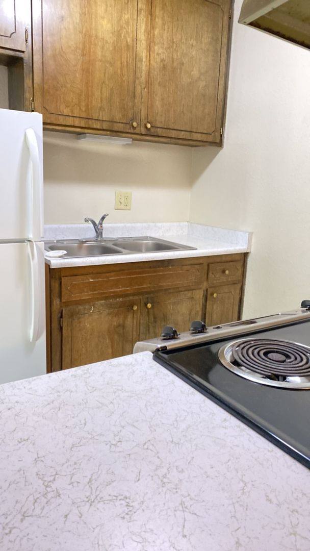 Apartment for rent at 1131 W 3rd St, Chico, CA 95926