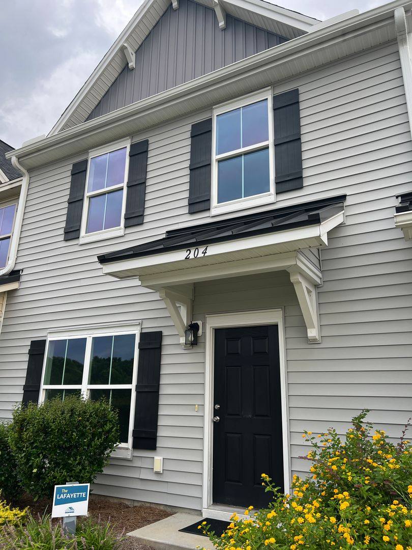 Townhouse for rent at 204 Swallowtail Lane, Goose Creek, SC 29445