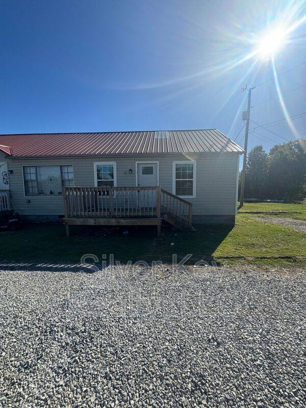 Apartment for rent at 2335 Highway 411 N #9, Etowah, TN 37331