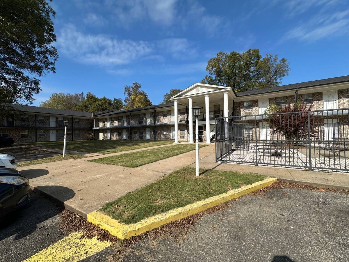 Apartment for rent at 300 Market St, Dardanelle, AR 72834