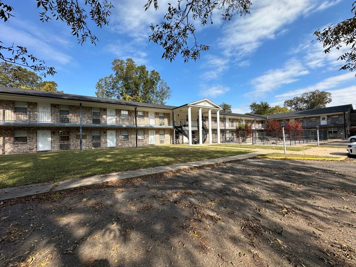 Apartment for rent at 300 Market St, Dardanelle, AR 72834