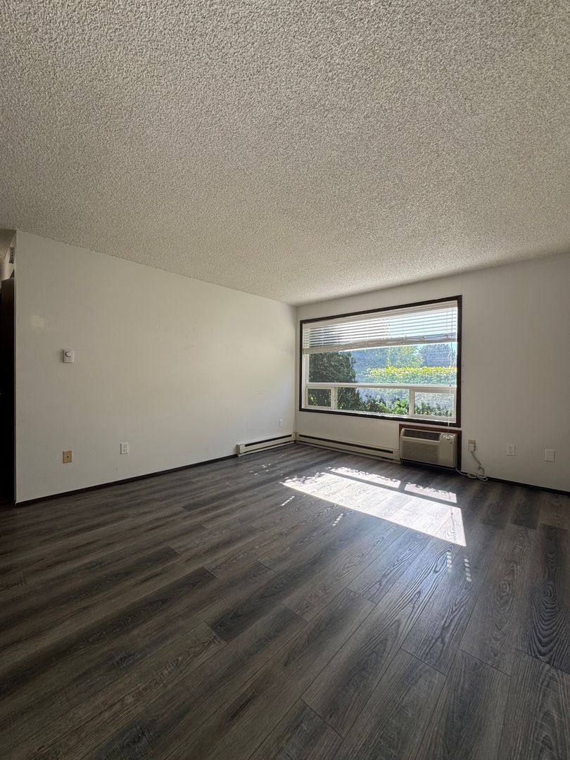 Apartment for rent at 1204 N B St, Ellensburg, WA 98926