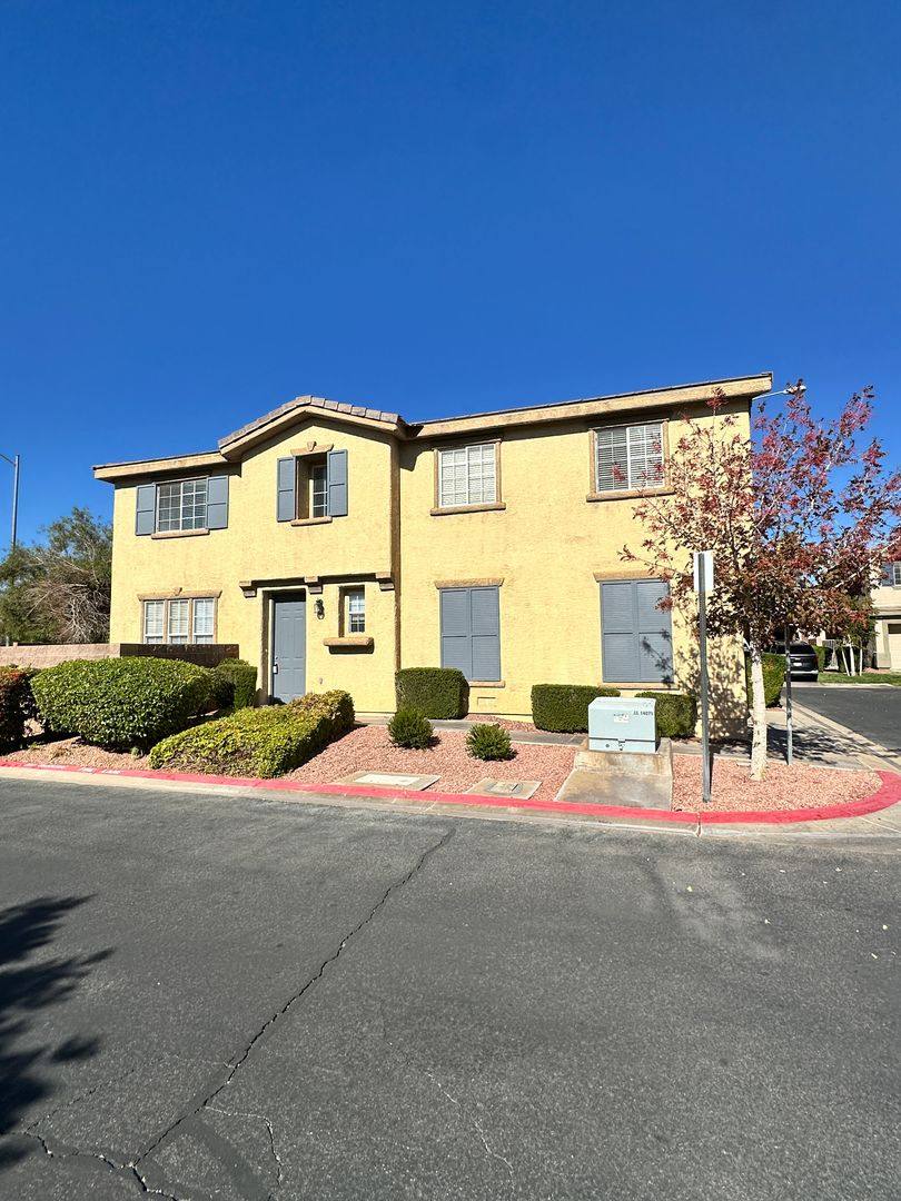 House for rent at 63 Puerto Azul Trail, Henderson, NV 89074