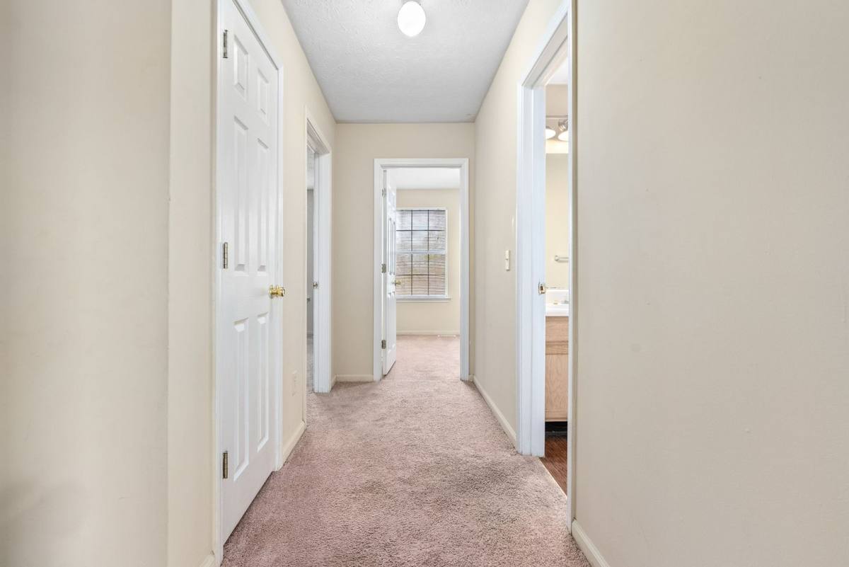 552 Oak Meadow Lane, Auburn, AL 36830 - Townhouse For Rent - Image 10