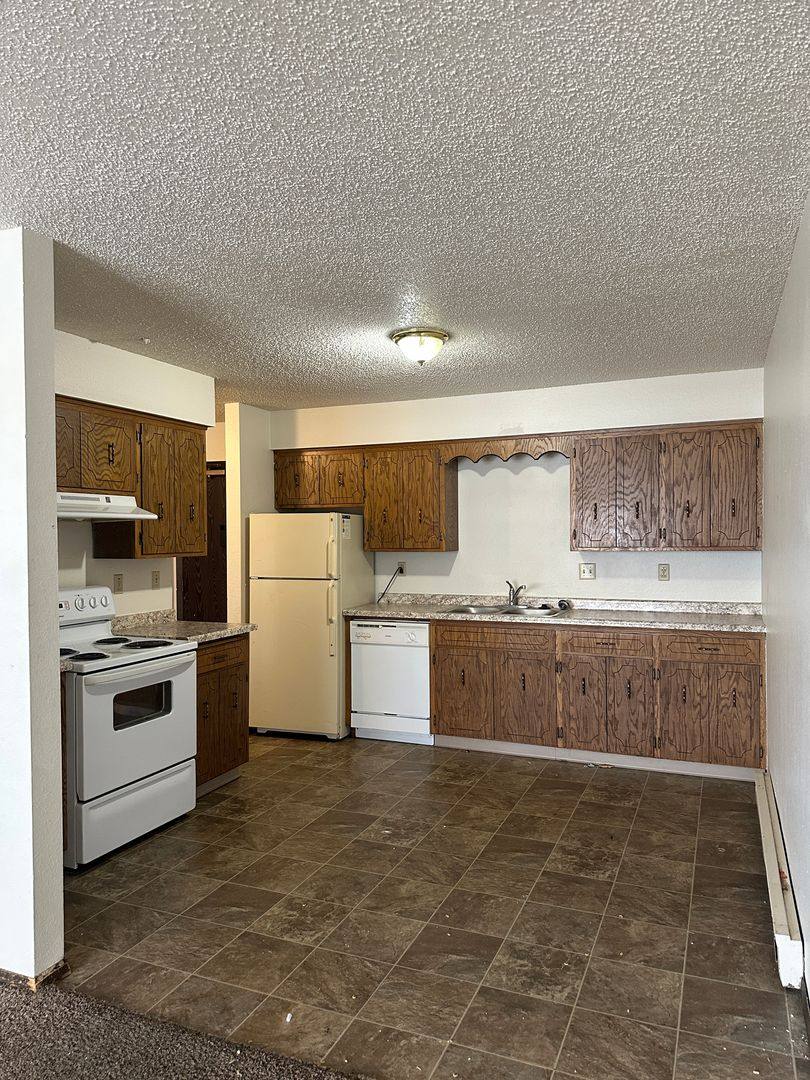 Apartment for rent at 3208 9th St S, Moorhead, MN 56560