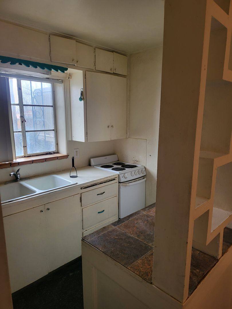 Apartment for rent at 414 Pine St SE, Albuquerque, NM 87106