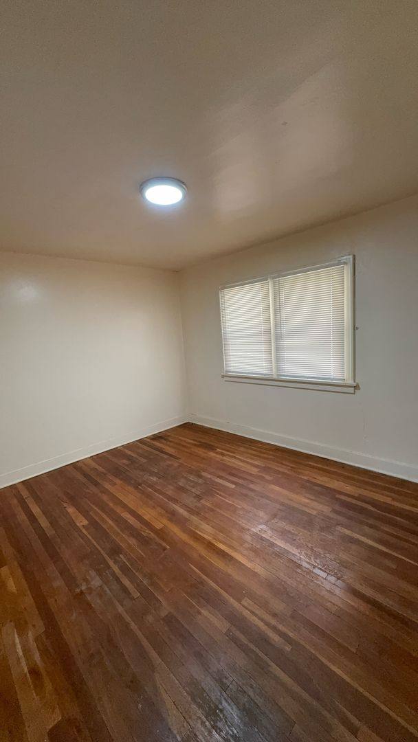 Apartment for rent at 2121 Gold Ave SE, Albuquerque, NM 87106