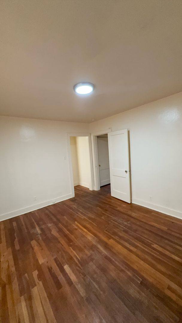 Apartment for rent at 2121 Gold Ave SE, Albuquerque, NM 87106