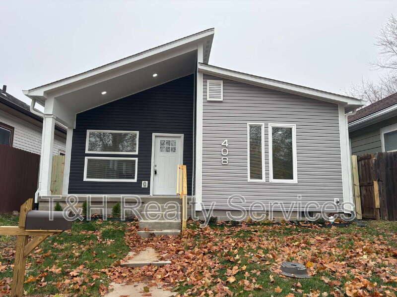 House for rent at 408 N Berwick Ave, Indianapolis, IN 46222