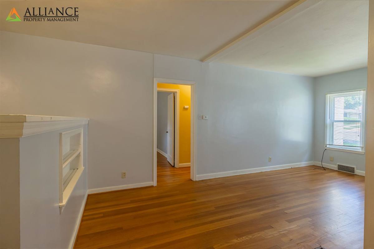 Apartment for rent at 1609-11 Poyntz Ave, Manhattan, KS 66502