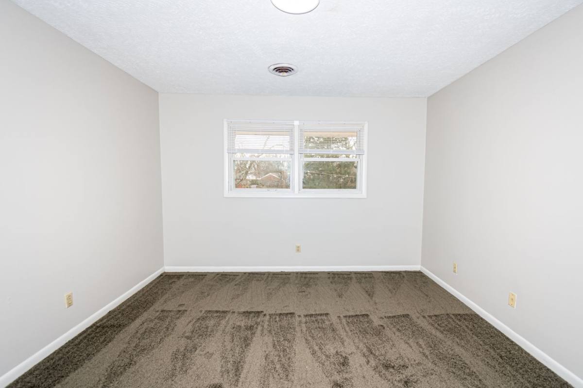 Apartment for rent at 5 Curtis Court, Normal, IL 61761