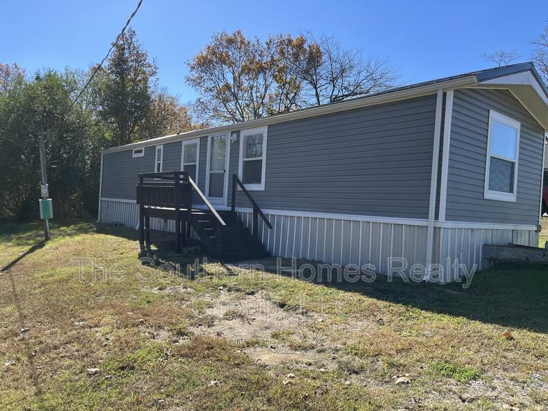 House for rent at 214 County Rd #781, Riceville, TN 37370