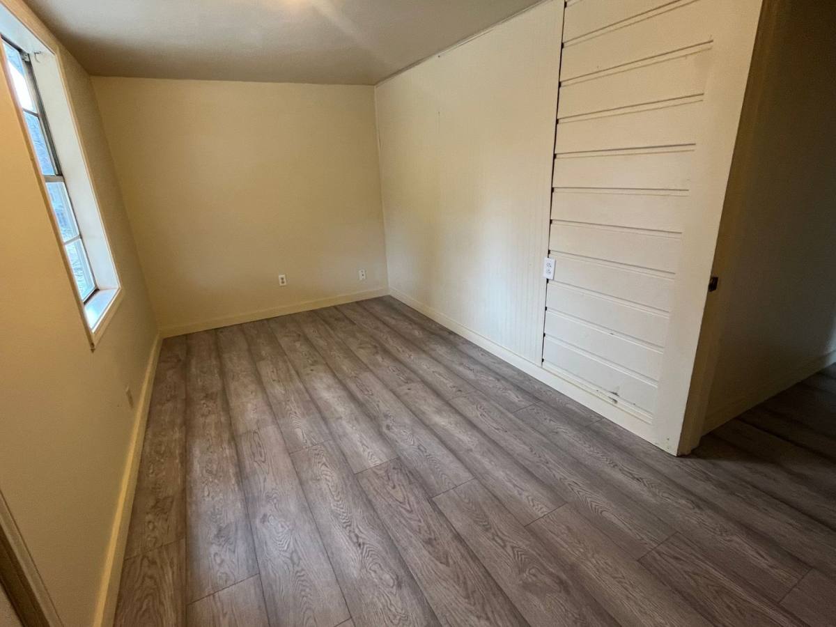 House for rent at 302 S Elizabeth St, Dover, AR 72837
